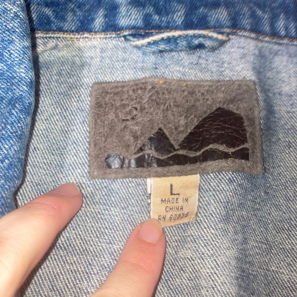 Vintage Alaska Airlines Denim Jacket - Picture 3 of 7